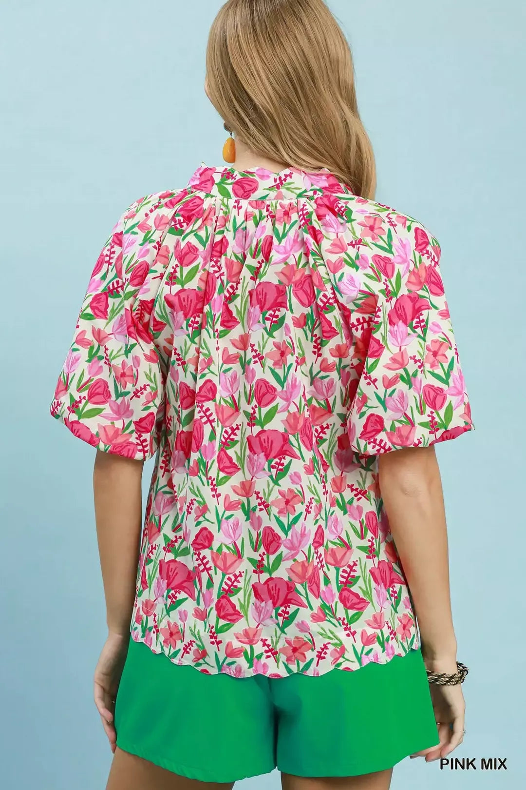 Floral split-neck puff sleeve blouse with scalloped hem