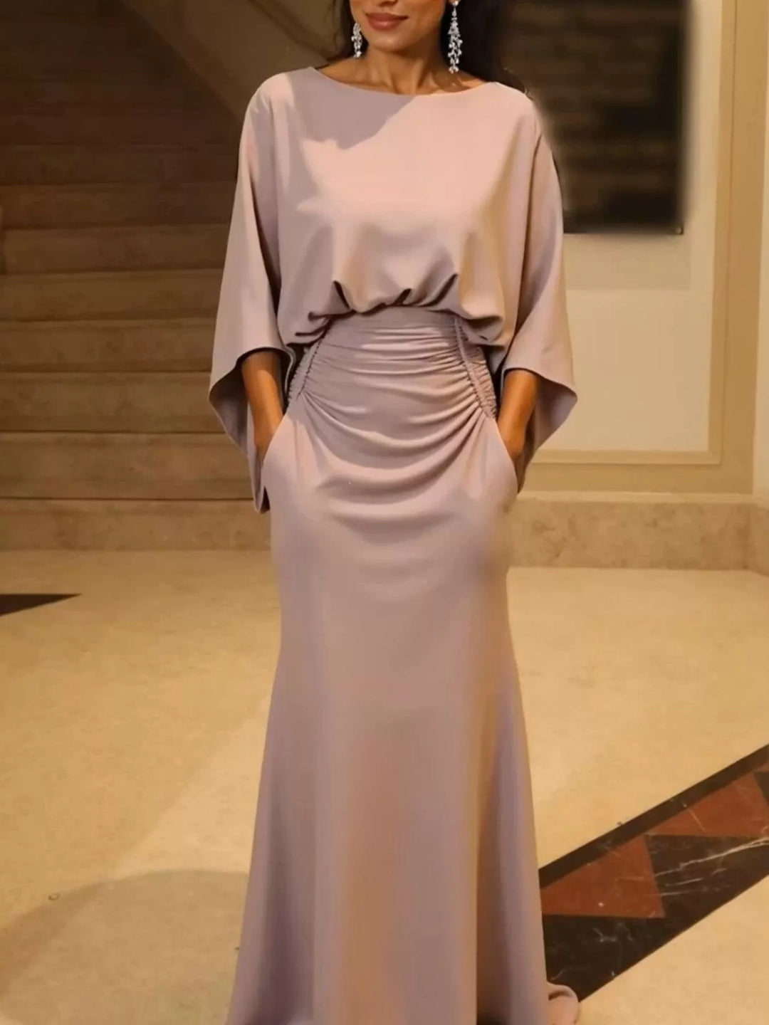 Batwing sleeve maxi dress with ruched waist and pockets