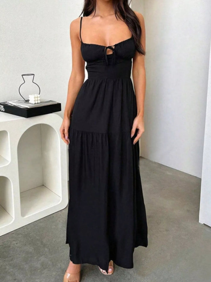 Backless lace-up spaghetti strap tiered maxi dress