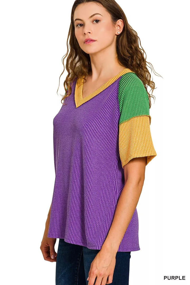 Ribbed color block V-neck top with contrast sleeves