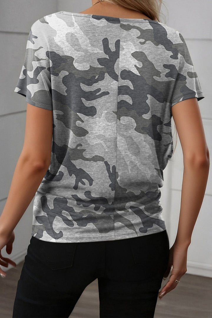 Camo American flag graphic crew neck tee
