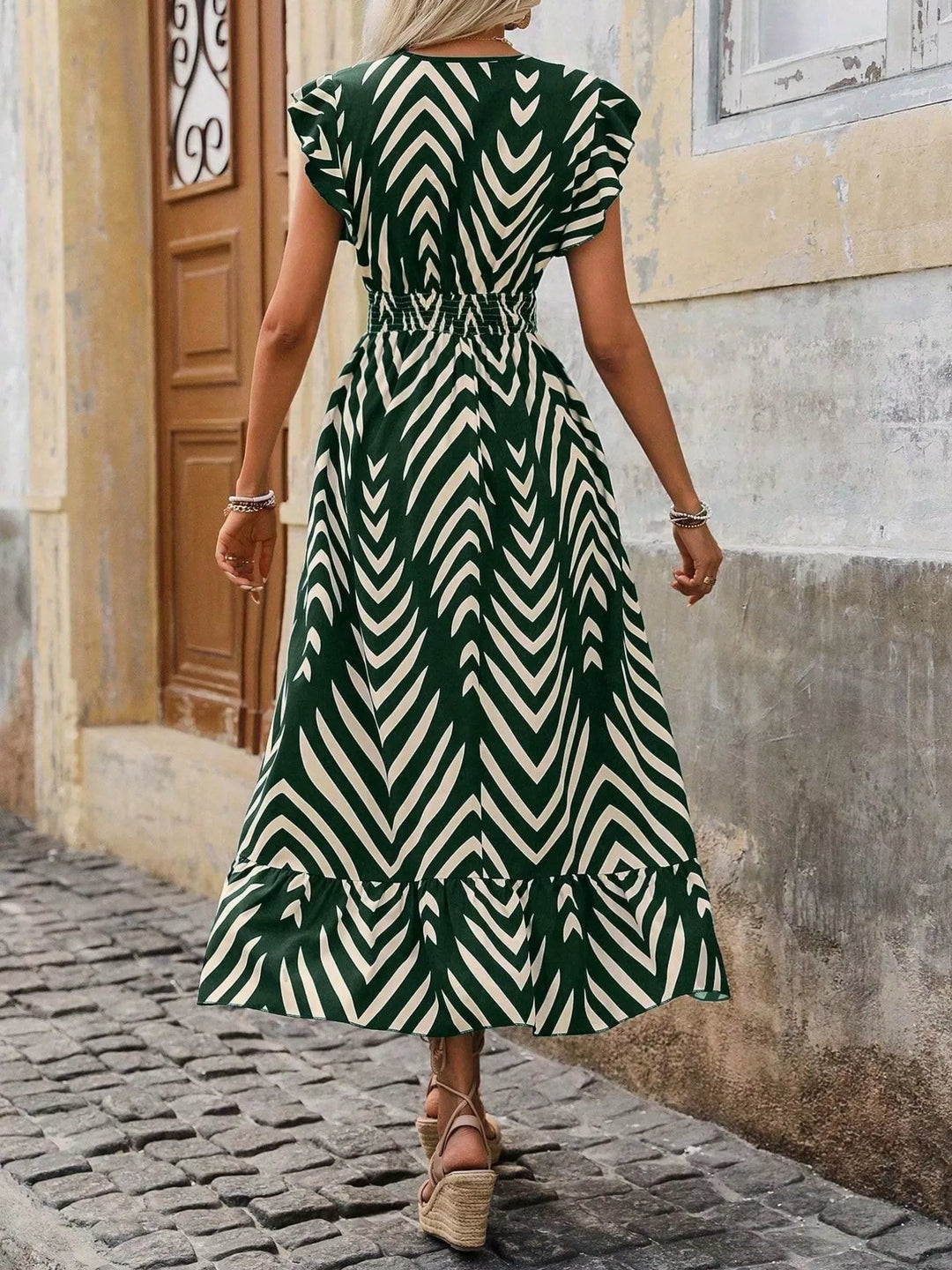 Geometric print midi dress with cap sleeves and smocked waist