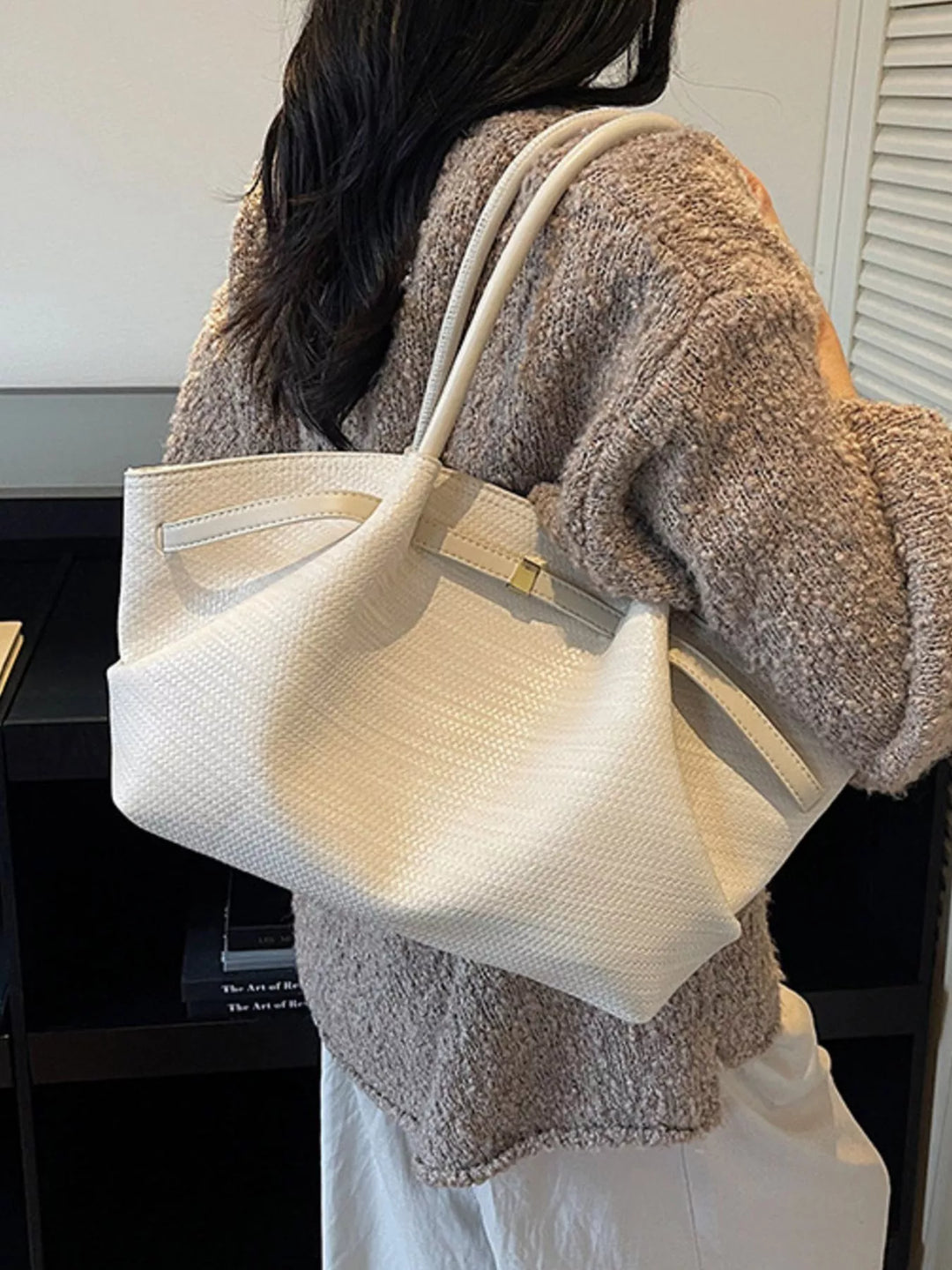 Woven texture faux leather tote bag with gold clasp