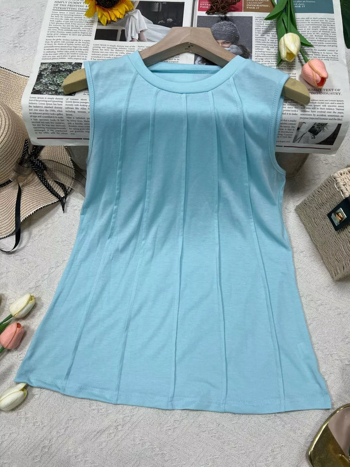 Pintuck pleated round neck sleeveless tank top