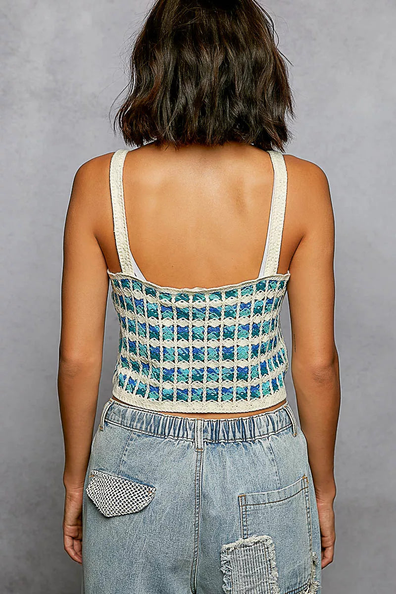 Cropped sleeveless crochet cami with scalloped edge