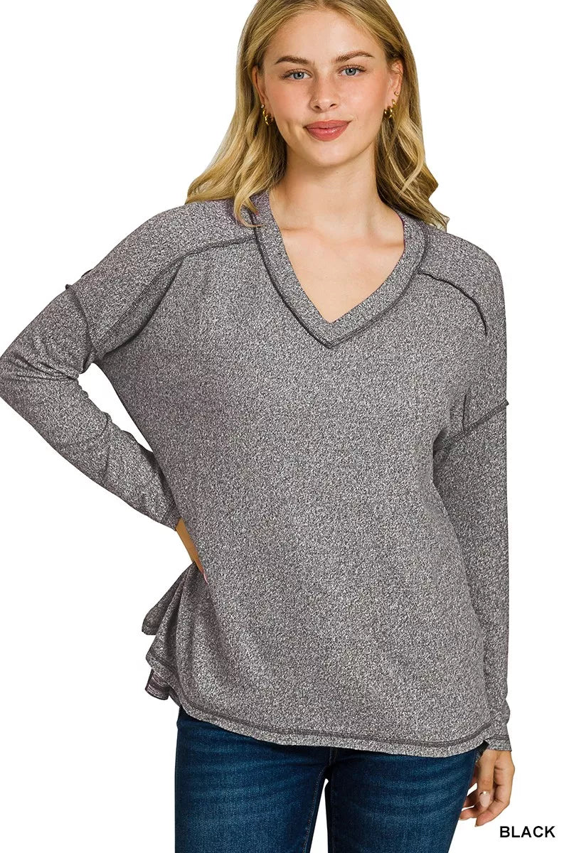 BLACK Exposed seam hacci knit V-neck top with hi-low hem