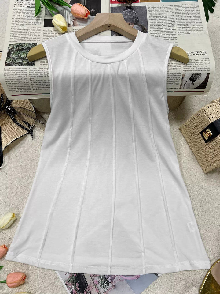 Pintuck pleated round neck sleeveless tank top