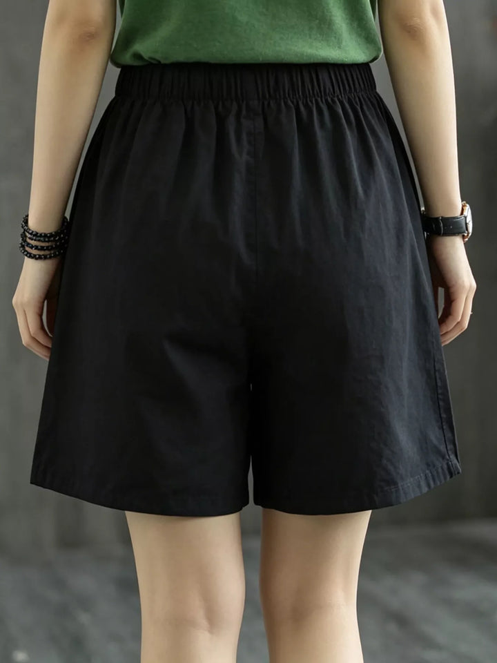 Wide-leg elastic waist shorts with patch pockets