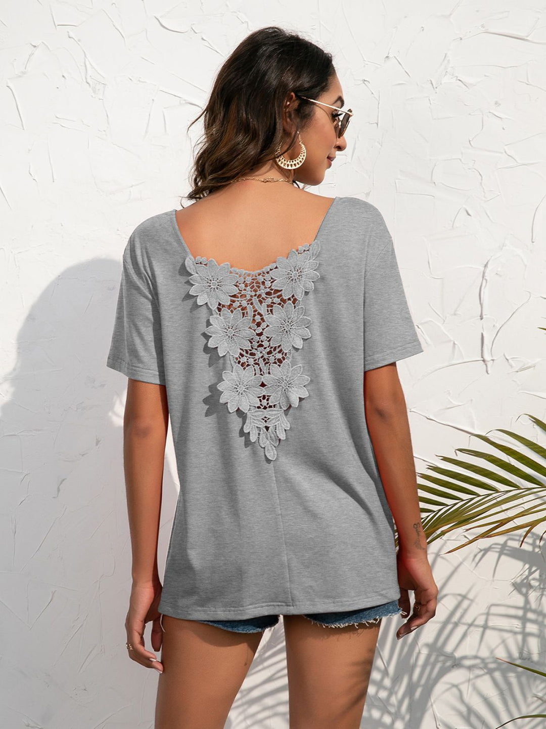 Cloudy Blue Floral crochet lace back short sleeve top