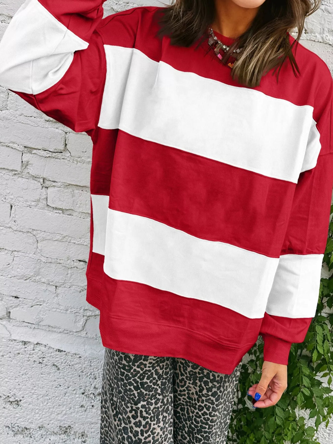Colorblock drop-shoulder oversized crew neck sweatshirt
