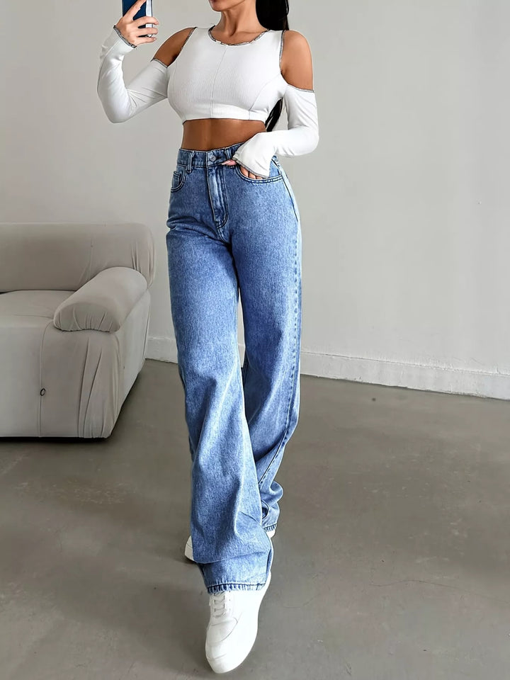 High-rise wide leg denim jeans with side pockets