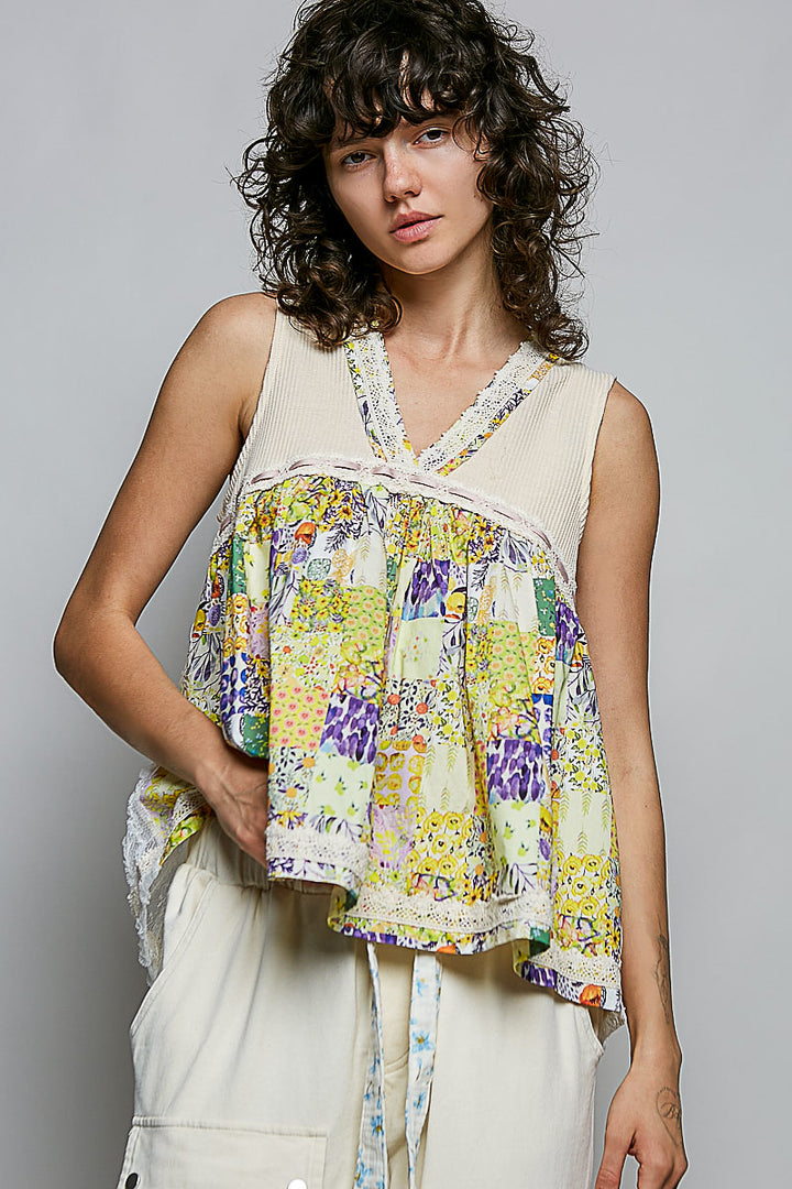 VANILLA CREAM Patchwork floral V-neck tank with lace trim
