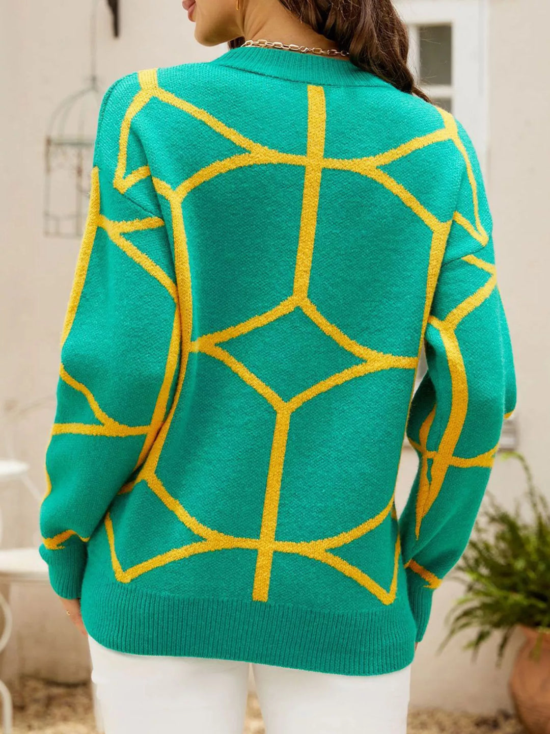 Geometric lattice knit crew neck pullover sweater