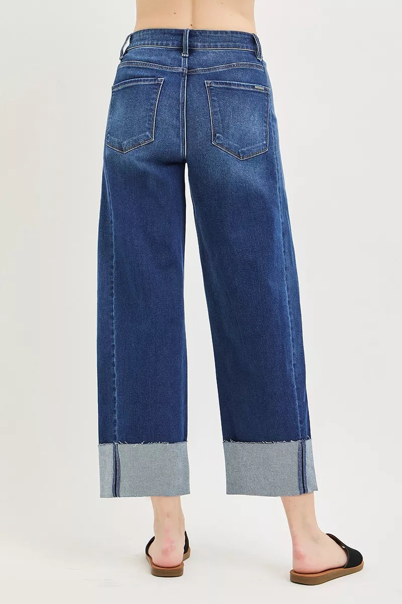 Slouchy cropped barrel jeans with cuffed hem