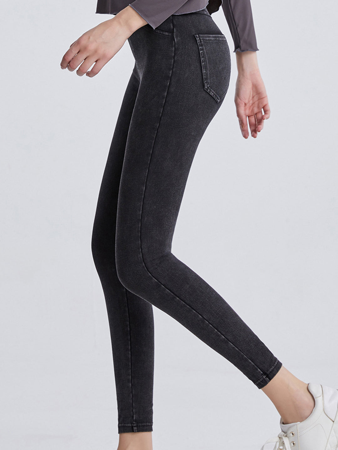 High-waist denim-look sports leggings with faux pockets