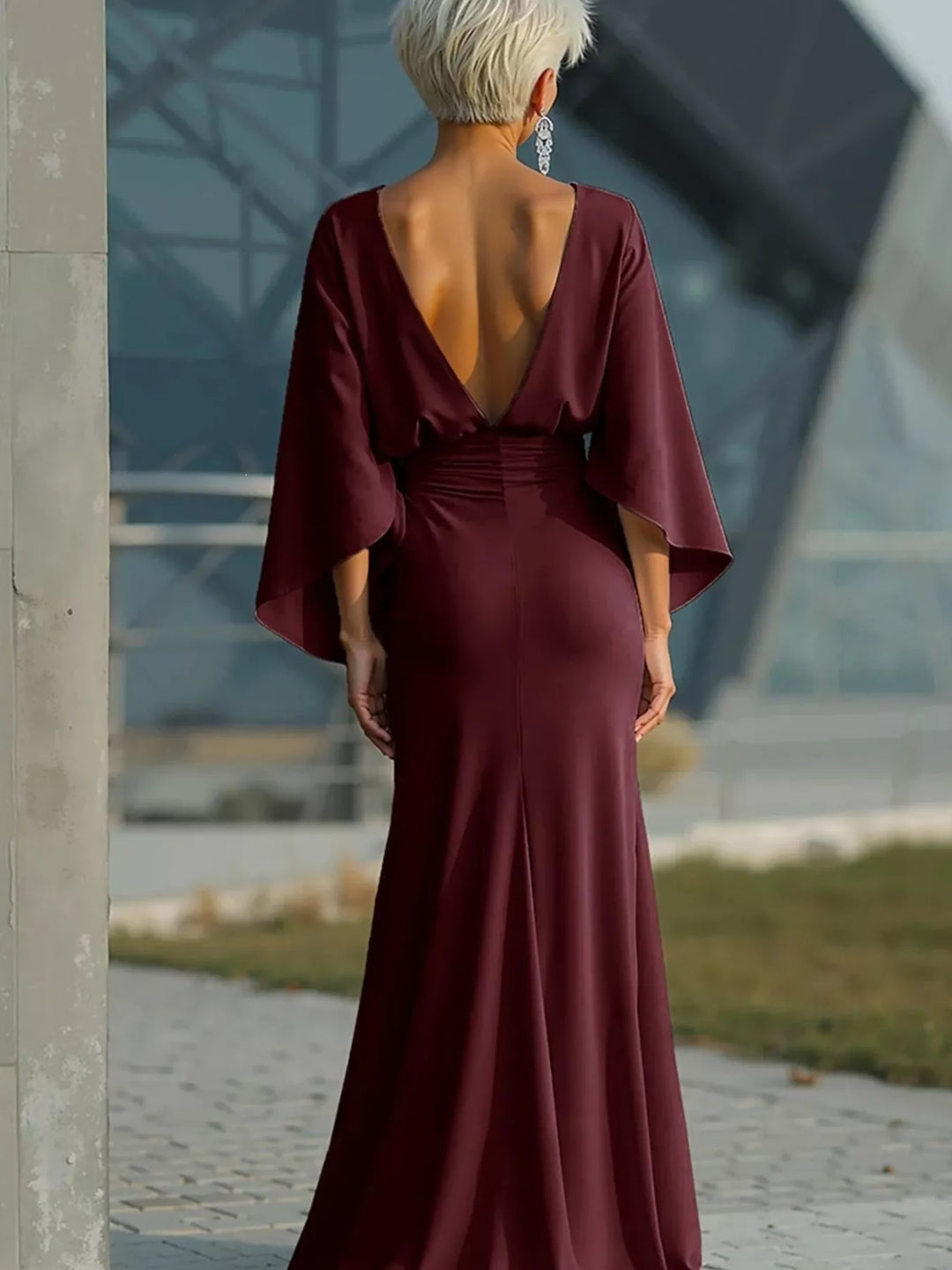 Batwing sleeve maxi dress with ruched waist and pockets