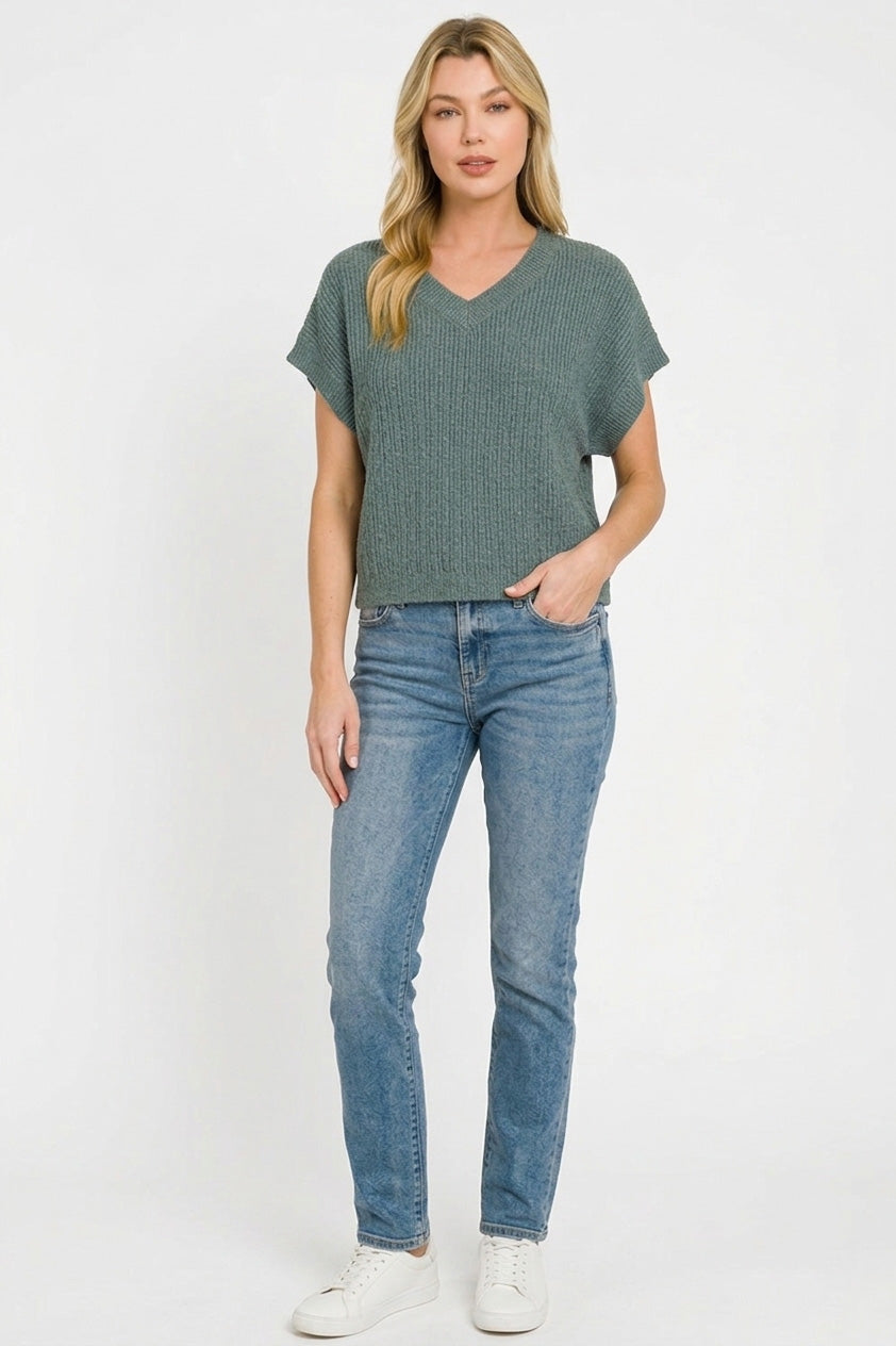 Textured knit V-neck short-sleeve cropped sweater