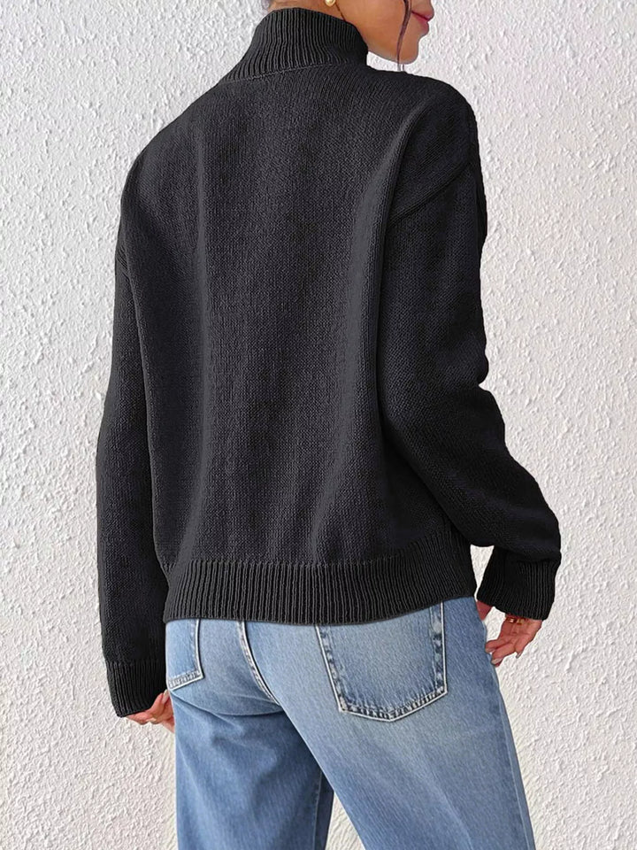 Center seam mock neck knit pullover sweater