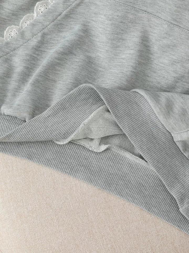 Bow embroidered hoodie with lace trim and front pocket