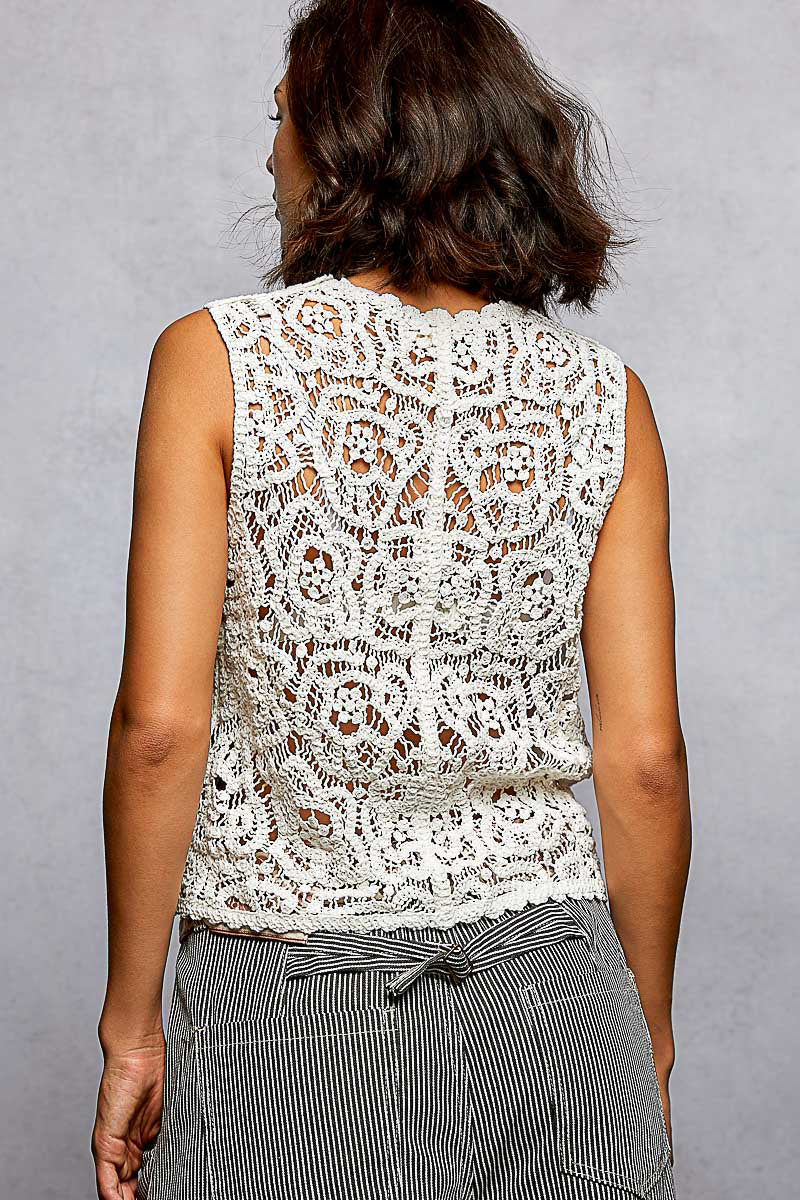 Cropped crochet button-down vest with scalloped hem