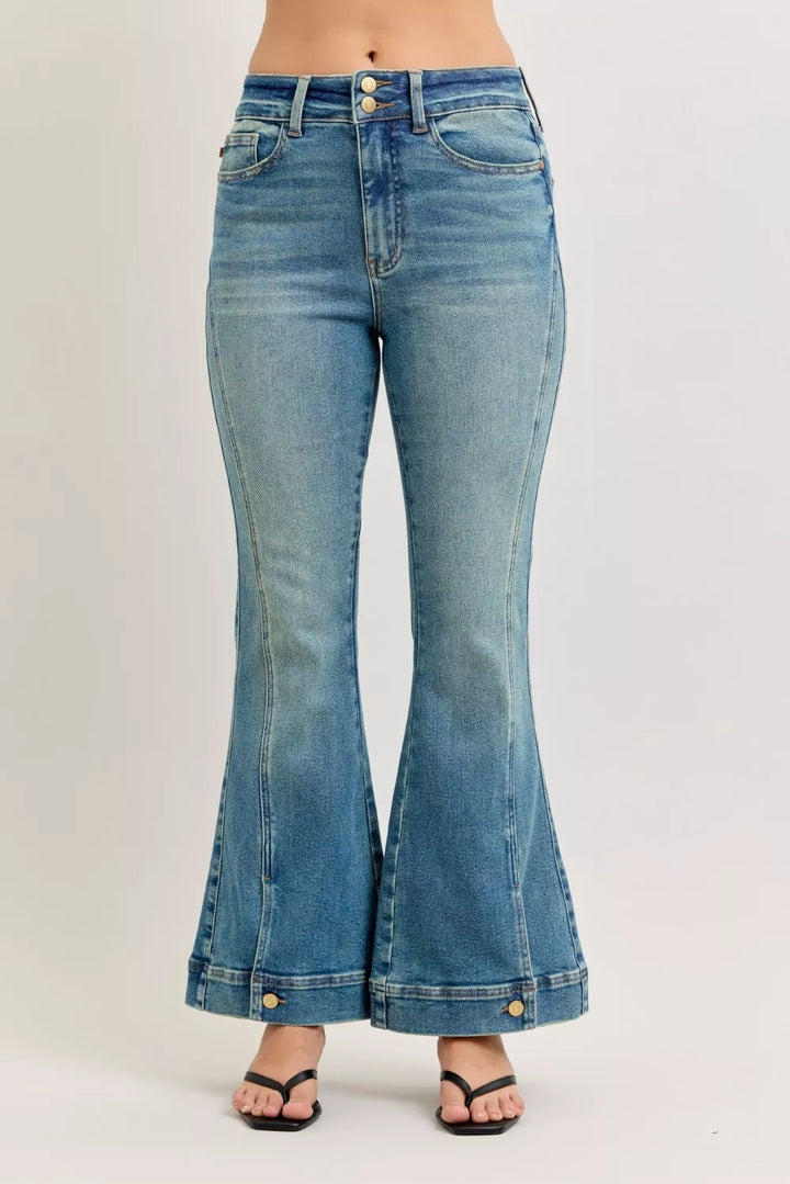 MD High-rise vintage wash flare jeans with released hem