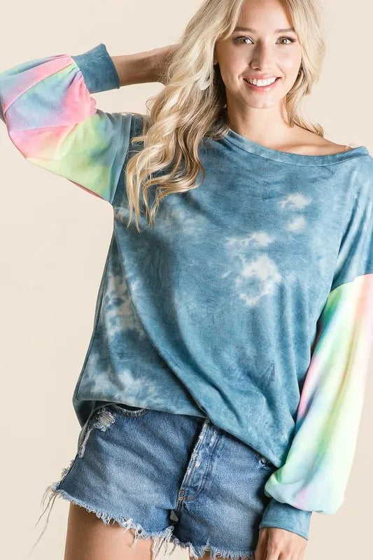 Tie-dye French terry top with contrast rainbow sleeves