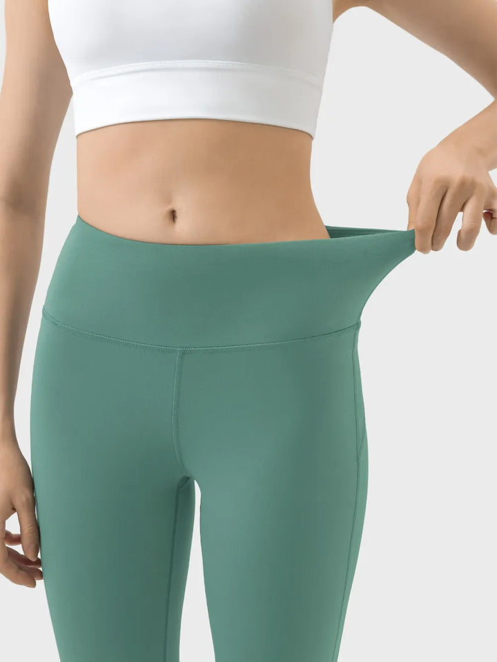High-waist flare yoga leggings with wide waistband