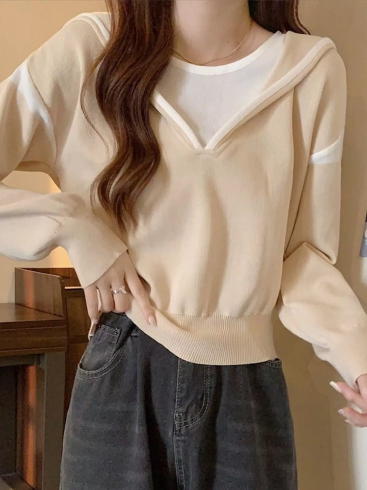 Contrast trim hooded pullover sweater with striped sleeves