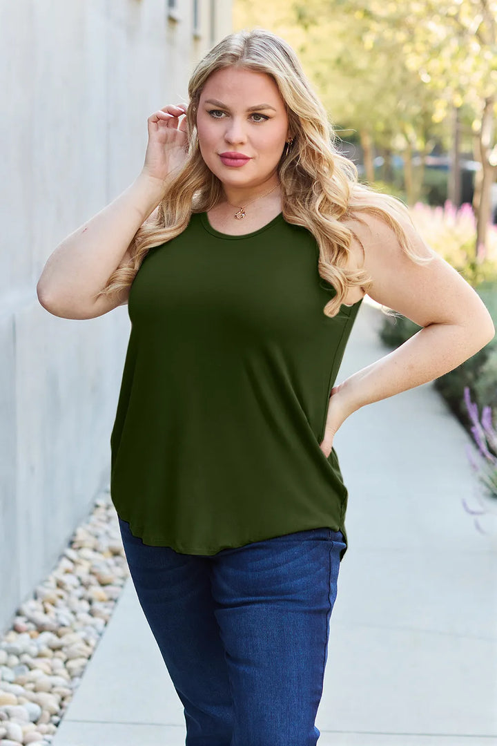 Round neck curved hem rayon tank top