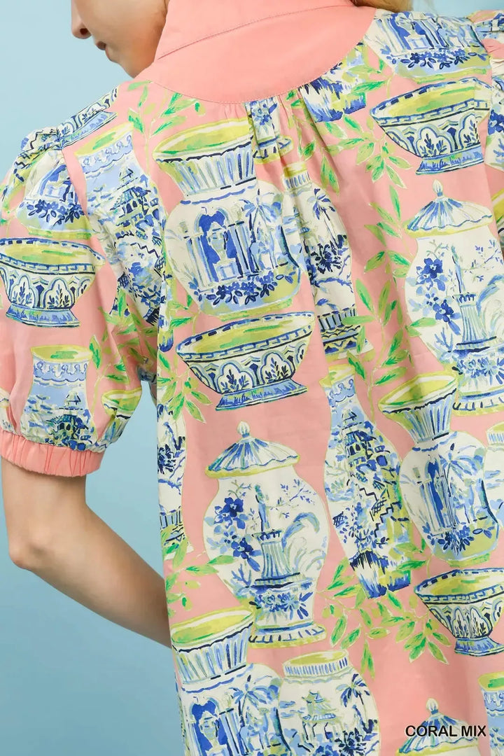 Graphic print V-neck top with puff sleeves