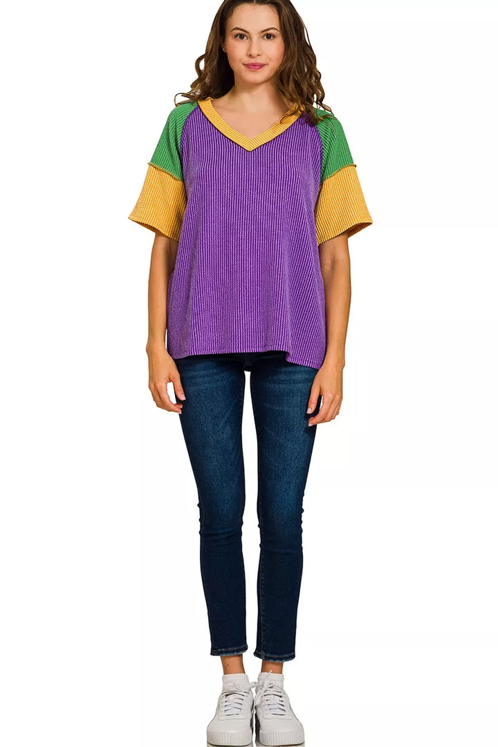 Ribbed color block V-neck top with contrast sleeves
