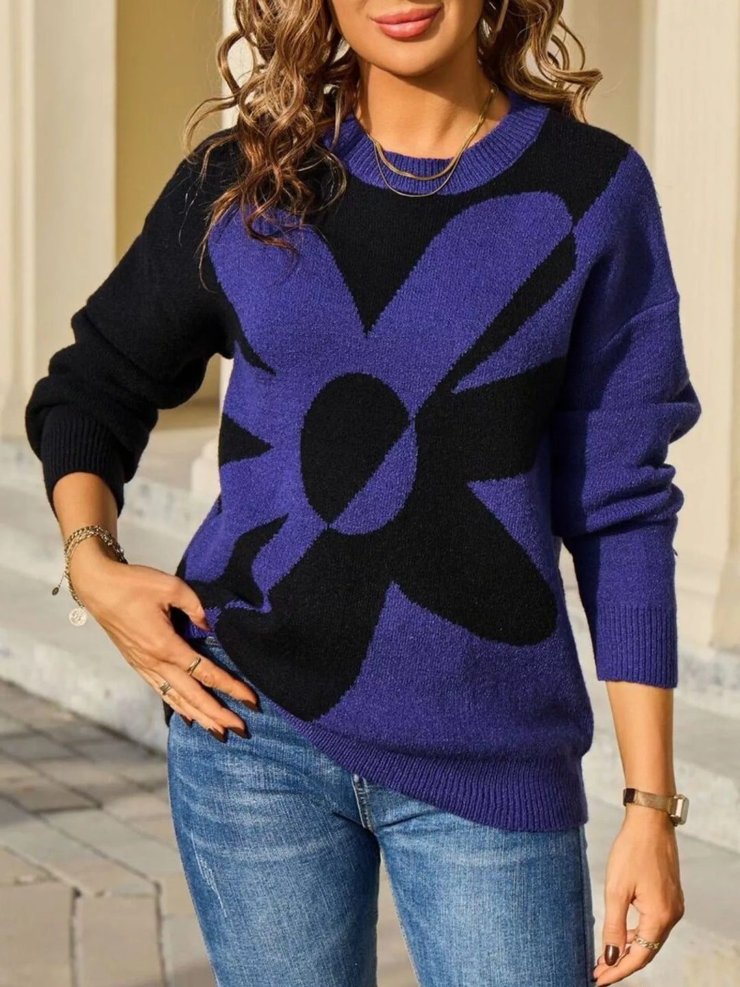 Black Color block floral crew neck knit sweater