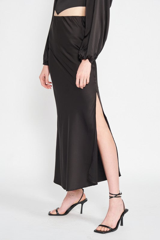 Luminous Bias Cut Maxi Skirt With Elegant Side Slit in IVORY - maxi - view 9
