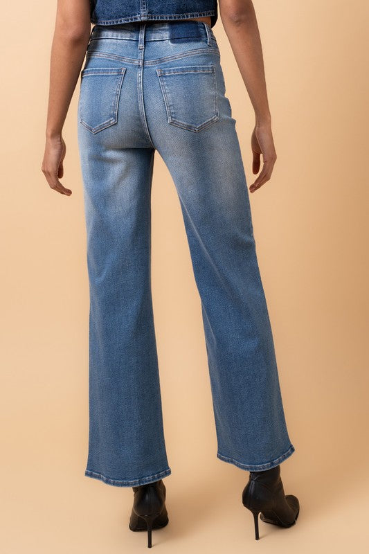 Montecito High Rise Relaxed Wide Leg Jeans in MEDIUM DENIM - wide leg, denim - view 9